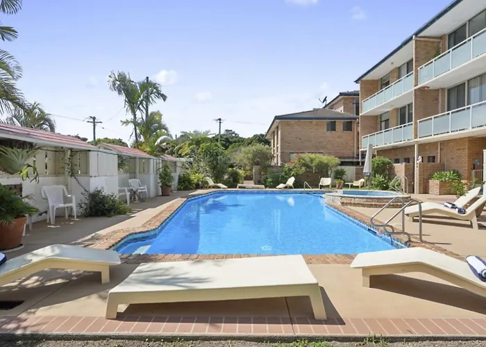 Ocean Parade 6 - Affordable, Pool, Spa, Beach, Bbq
