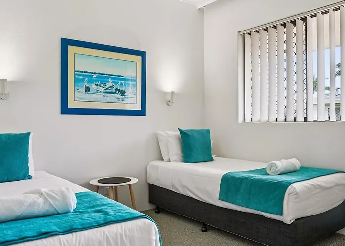 Ocean Parade 6 - Affordable, Pool, Spa, Beach, Bbq